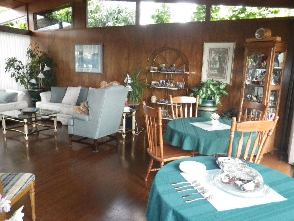 Beach Estates Inn Bed&Breakfast Nanaimo Exterior foto